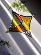 INNER COMPASS — Stained Glass Star Ornament — Glasatelier Claire
