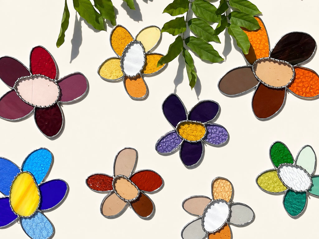 BLOOM handmade stained glass flower by Glasatelier Claire